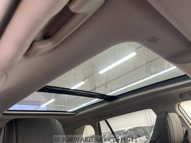 2026 Toyota RAV4 — Photo 3