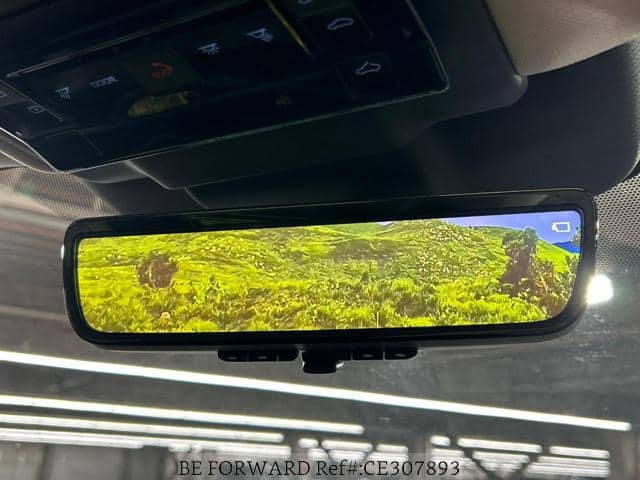 2026 Toyota RAV4 — Photo 13
