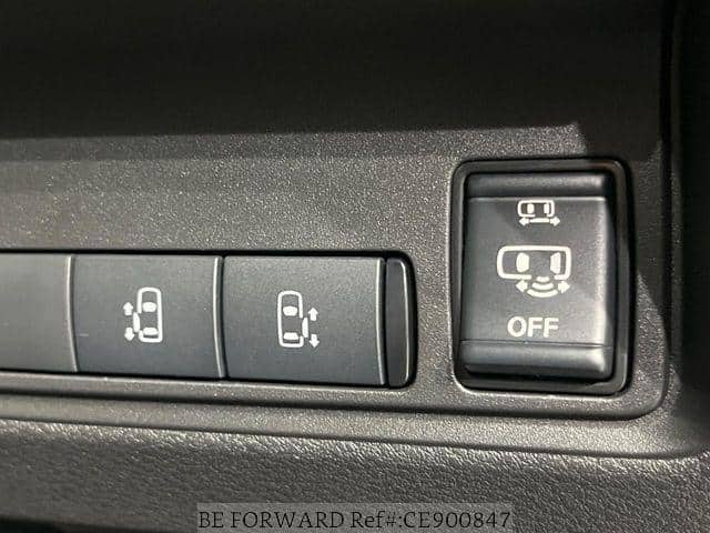 2025 Nissan Serena — Photo 7