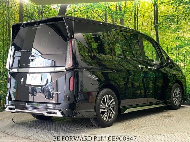 2025 Nissan Serena — Photo 18