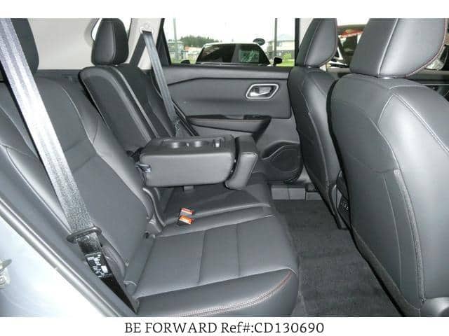 2026 Nissan X-Trail Hybrid — Photo 10