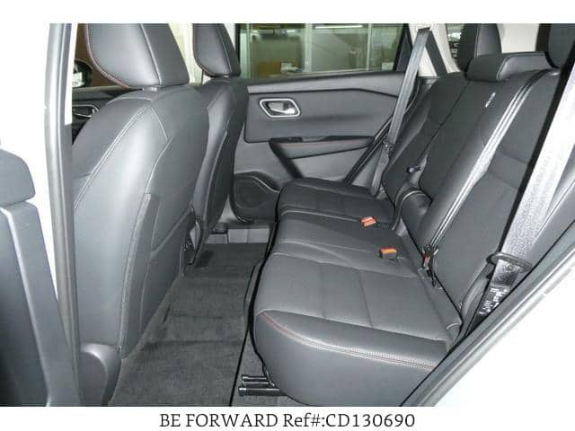 2026 Nissan X-Trail Hybrid — Photo 9