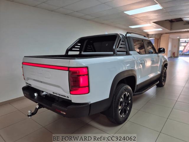2026 BYD SHARK 6 — Photo 3
